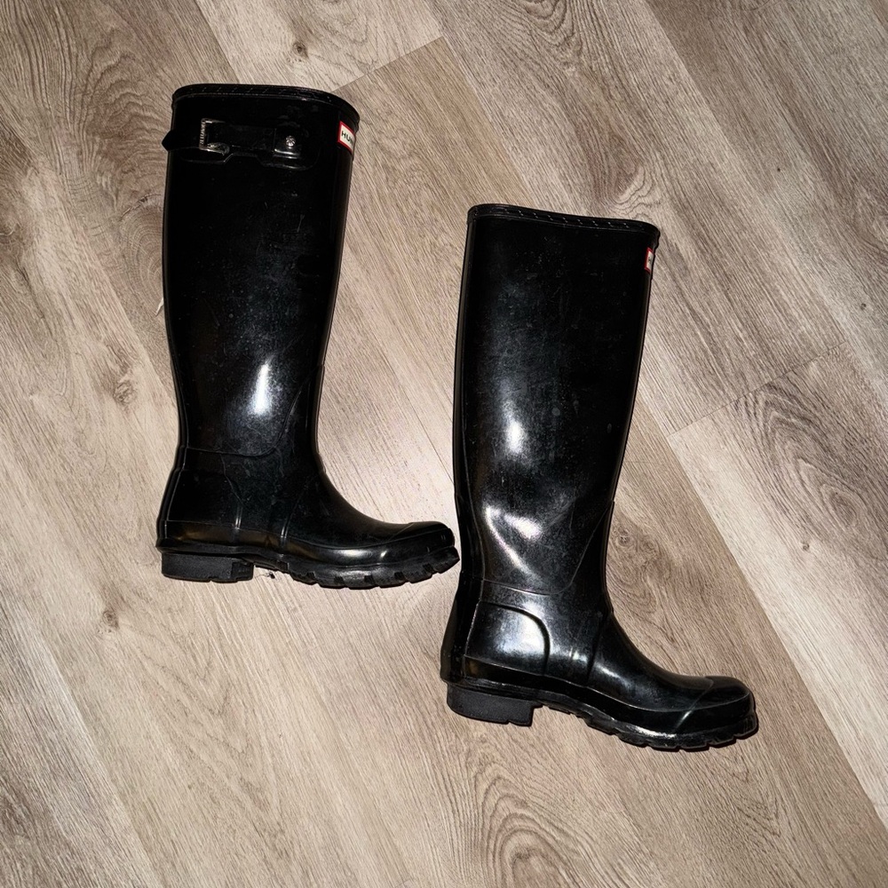 Hunter Women's Black Rain Boots